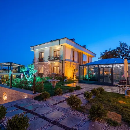 Cunda Baradiel 호텔