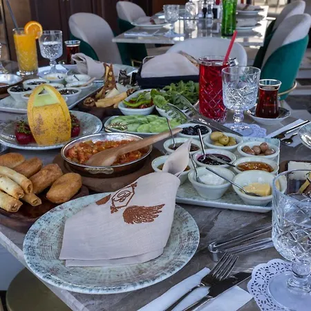 Cunda Baradiel Hotel