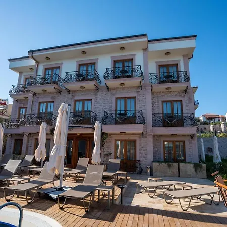 Hotell Cunda Baradiel Ayvalı