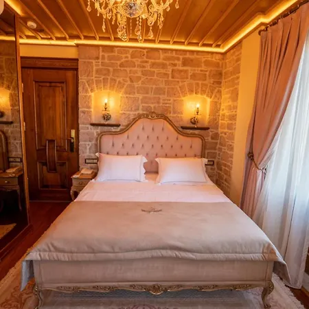 Cunda Baradiel Hotel