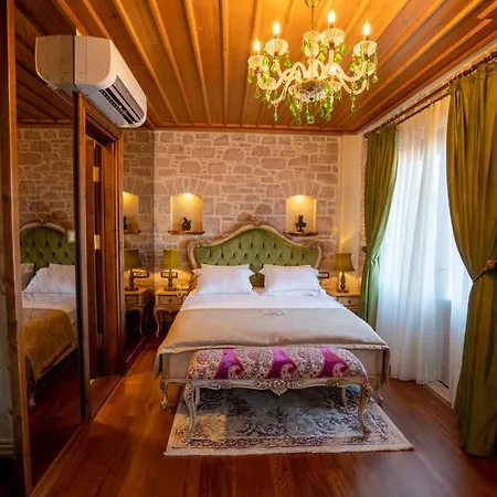 Cunda Baradiel Ayvalı