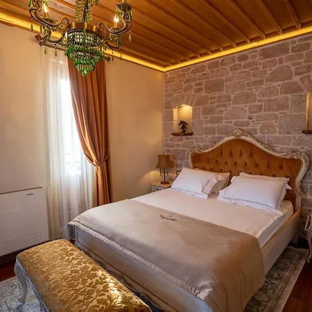 Hotel Cunda Baradiel