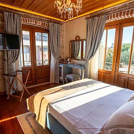 Cunda Baradiel * Ayvalı