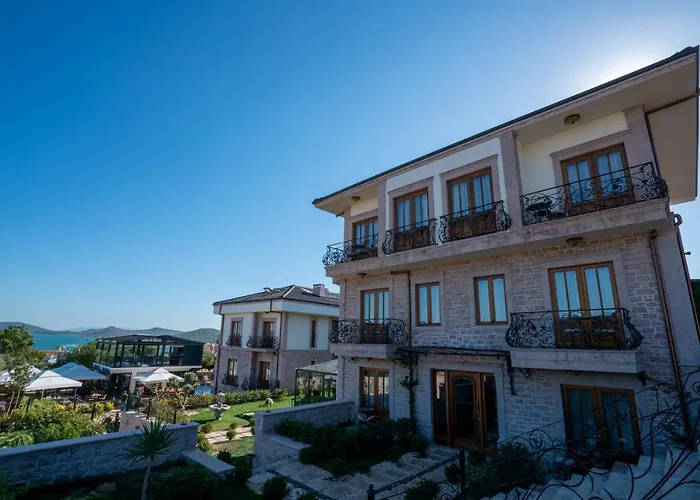 Cunda Baradiel Ayvalı