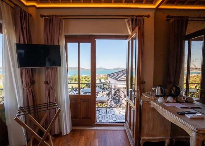 Cunda Baradiel Hotell Ayvalı