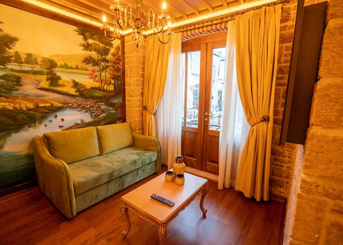 Hotell Cunda Baradiel *